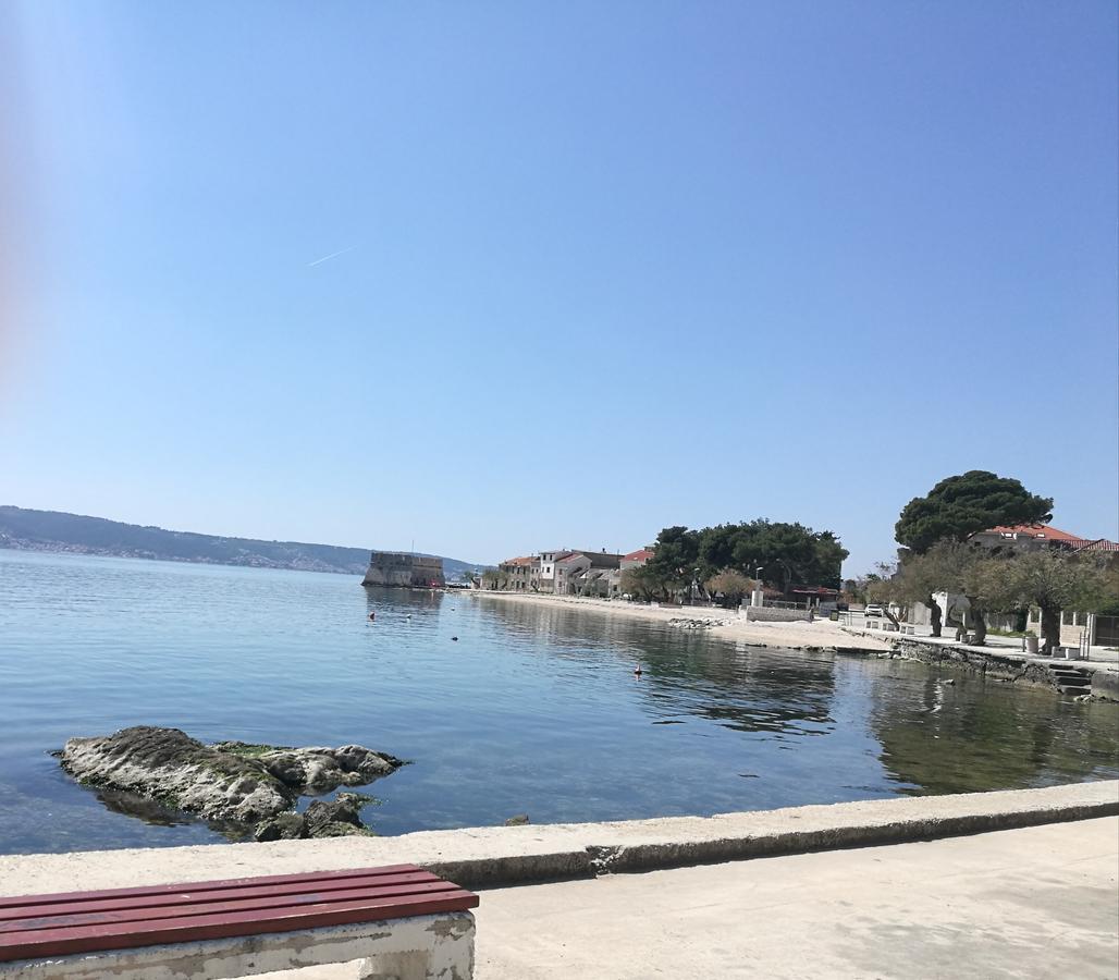 Apartment Drmic Kaštela 外观 照片