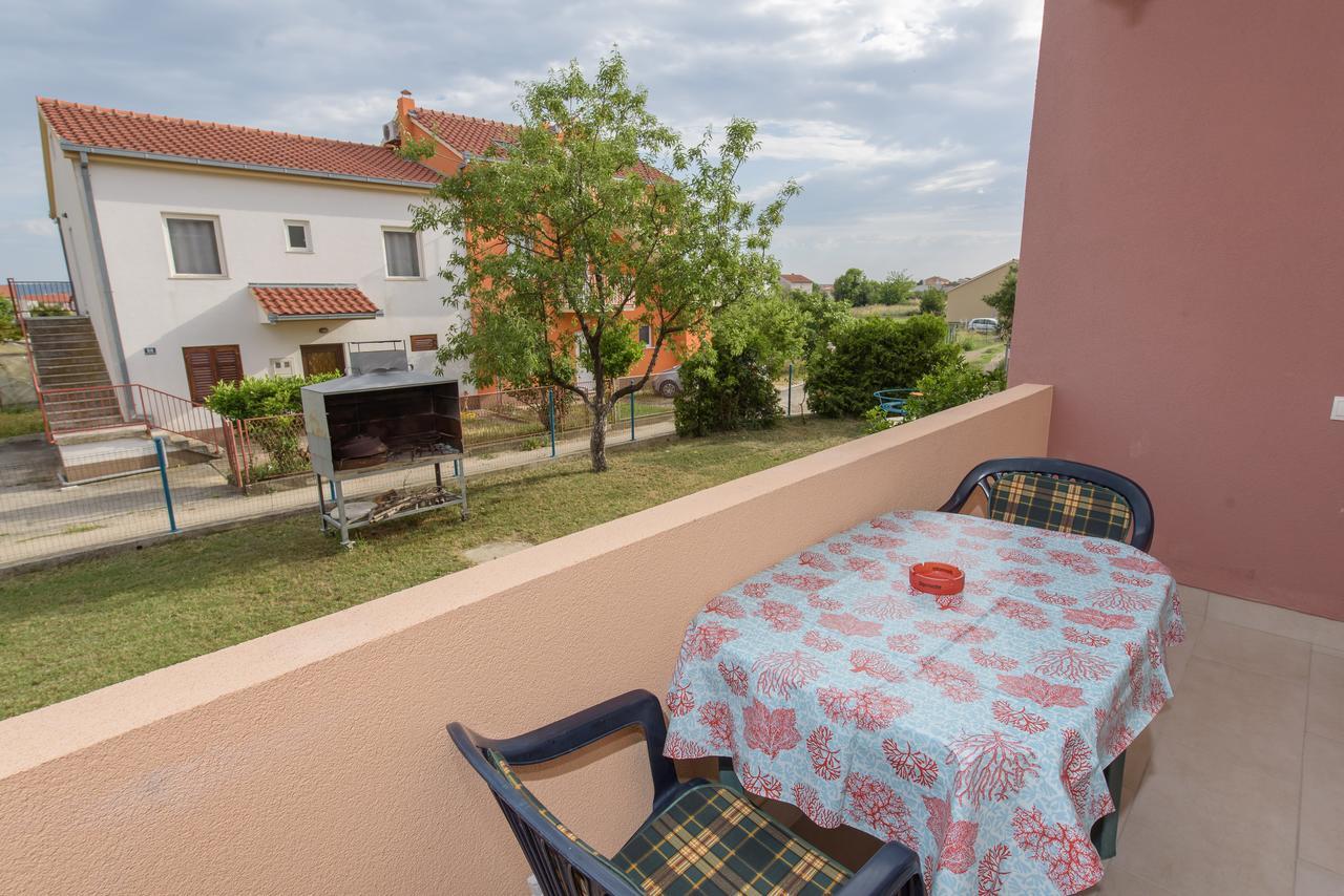 Apartment Drmic Kaštela 外观 照片